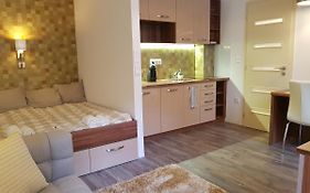 Embassy Studio Apartment Citypark